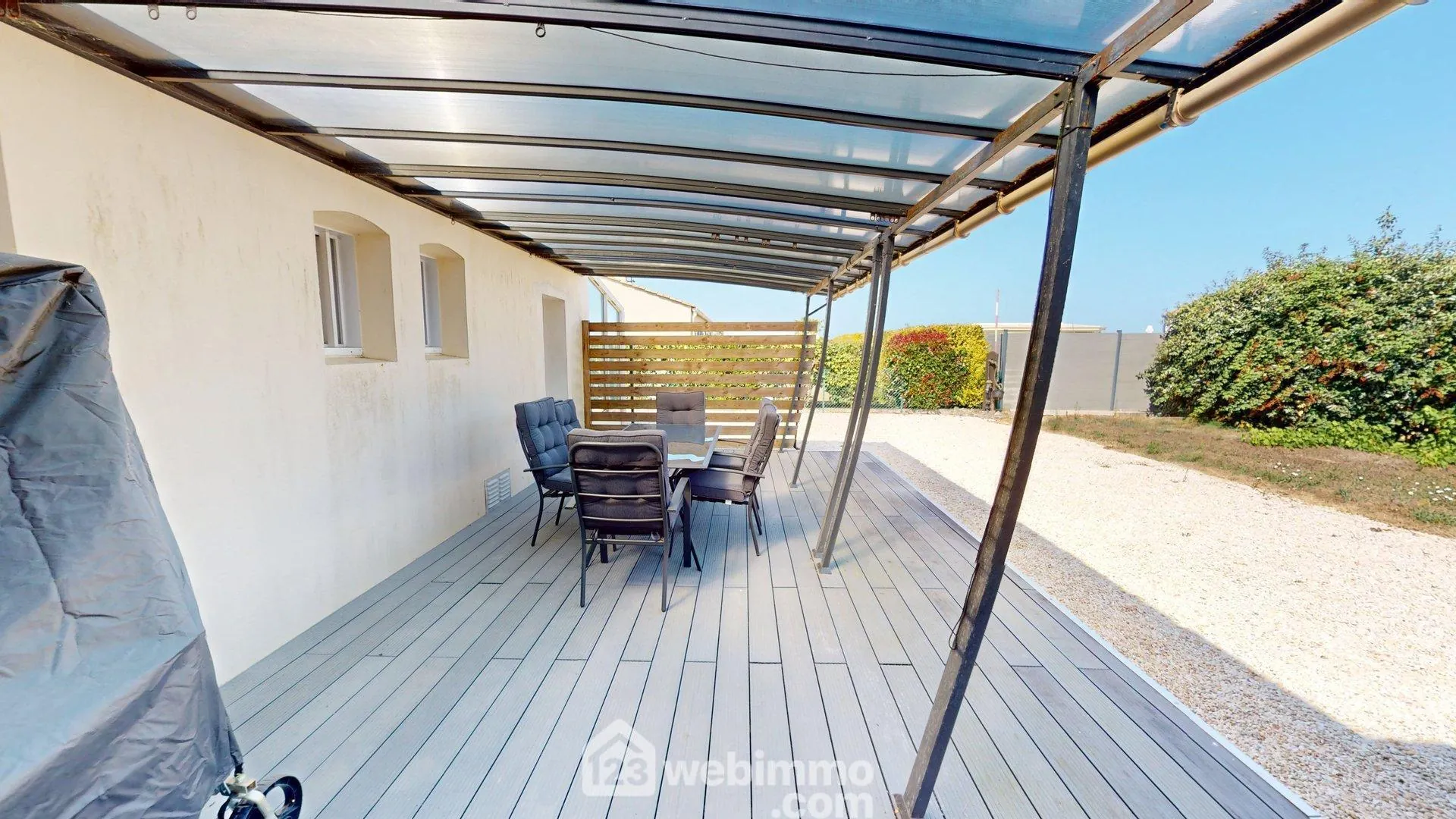 Maison à Jard-sur-Mer de 80,90 m² avec terrasse et garage, proche plages 