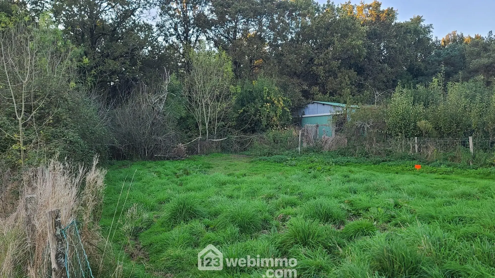 Terrain à bâtir de 770 m² à Talmont-Saint-Hilaire avec viabilisation et emplacement paisible 
