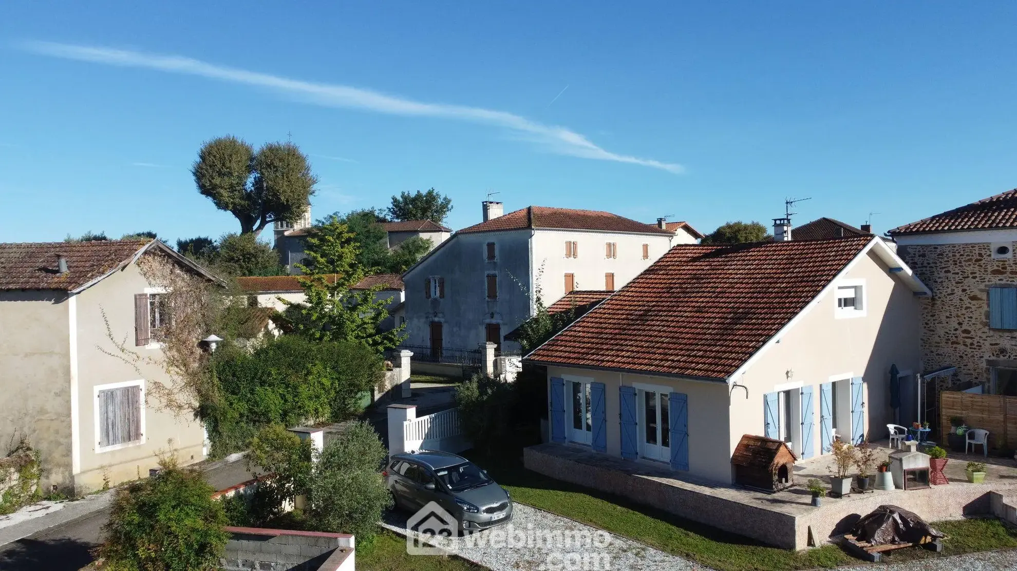 Maison lumineuse de 119 m² avec jardin et potentiel locatif à Hagetmau 