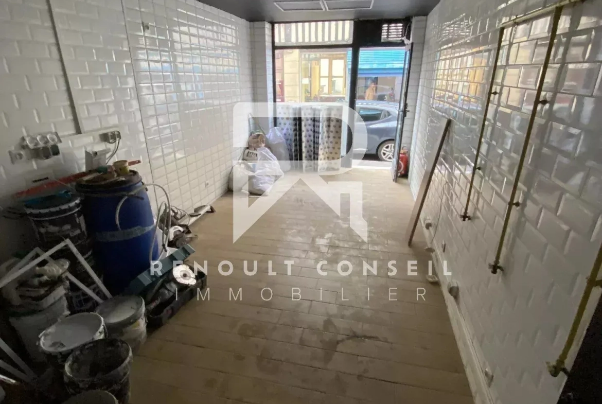 Local commercial à vendre à Rouen - Emplacement stratégique et potentiel de rendement 