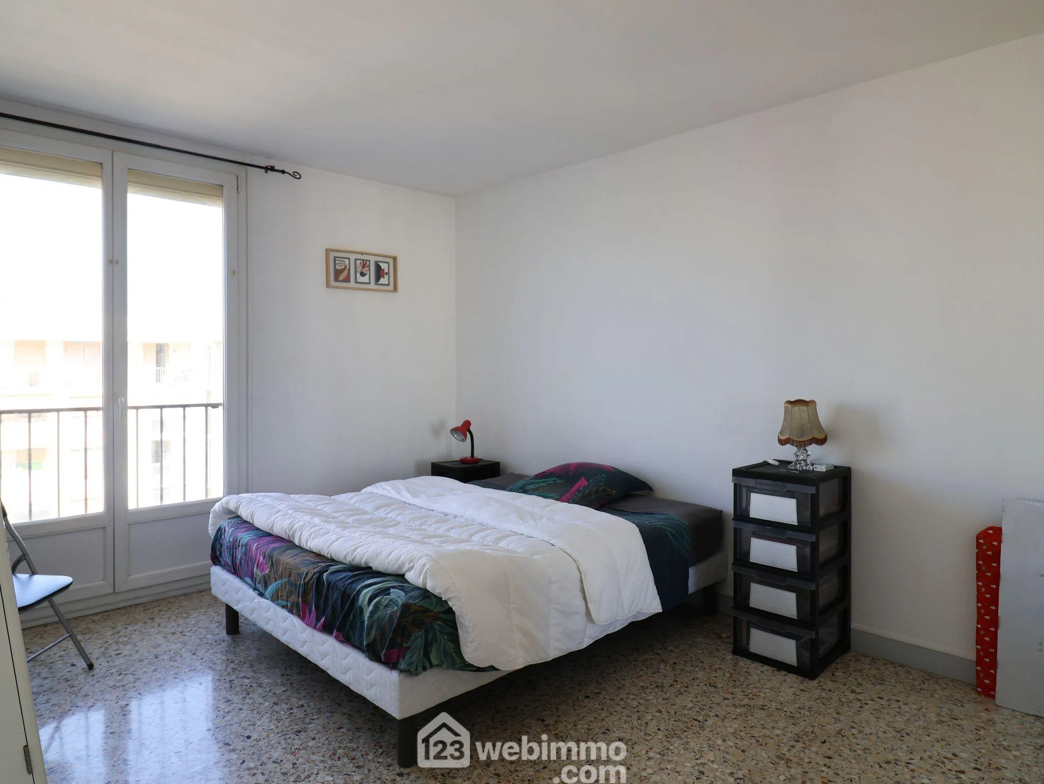 Appartement lumineux de 66 m² avec terrasse à Marseille - Dernier étage, calme et vue dégagée 
