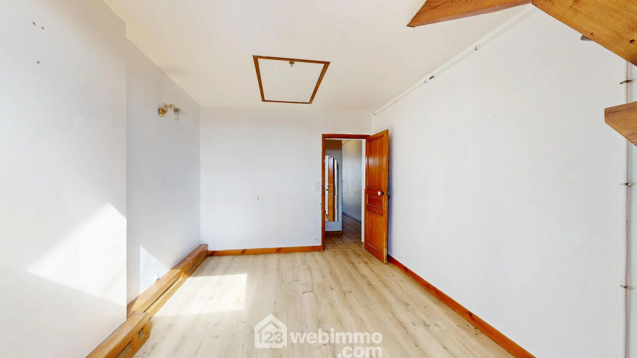 Appartement de 3 pièces à Noyon, investissement locatif sécurisé en hypercentre 