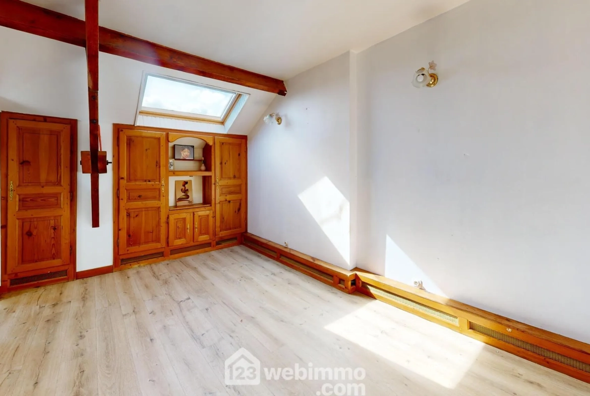 Appartement de 3 pièces à Noyon, investissement locatif sécurisé en hypercentre 
