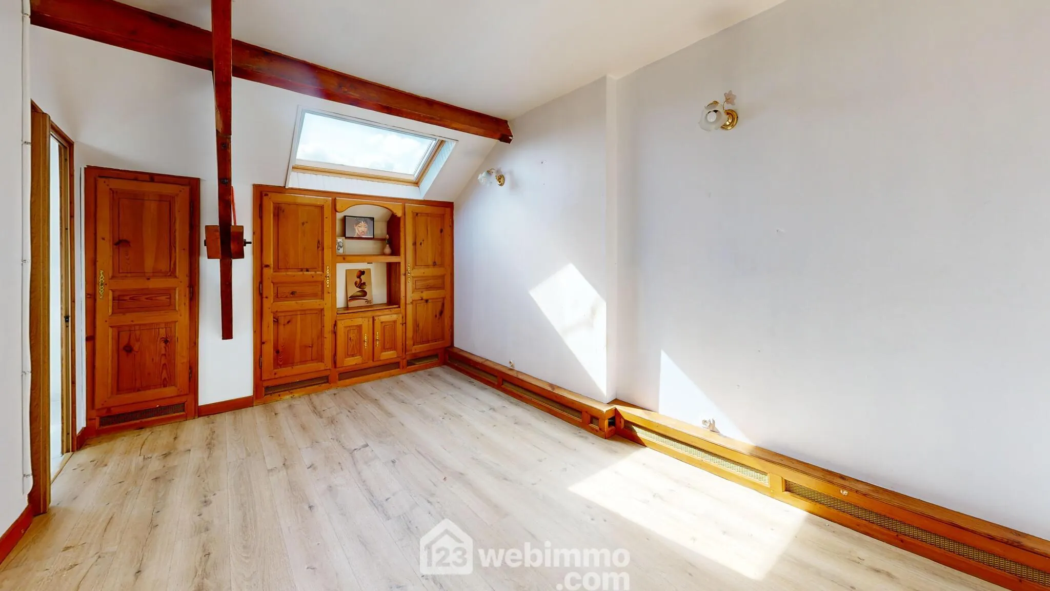 Appartement de 3 pièces à Noyon, investissement locatif sécurisé en hypercentre 