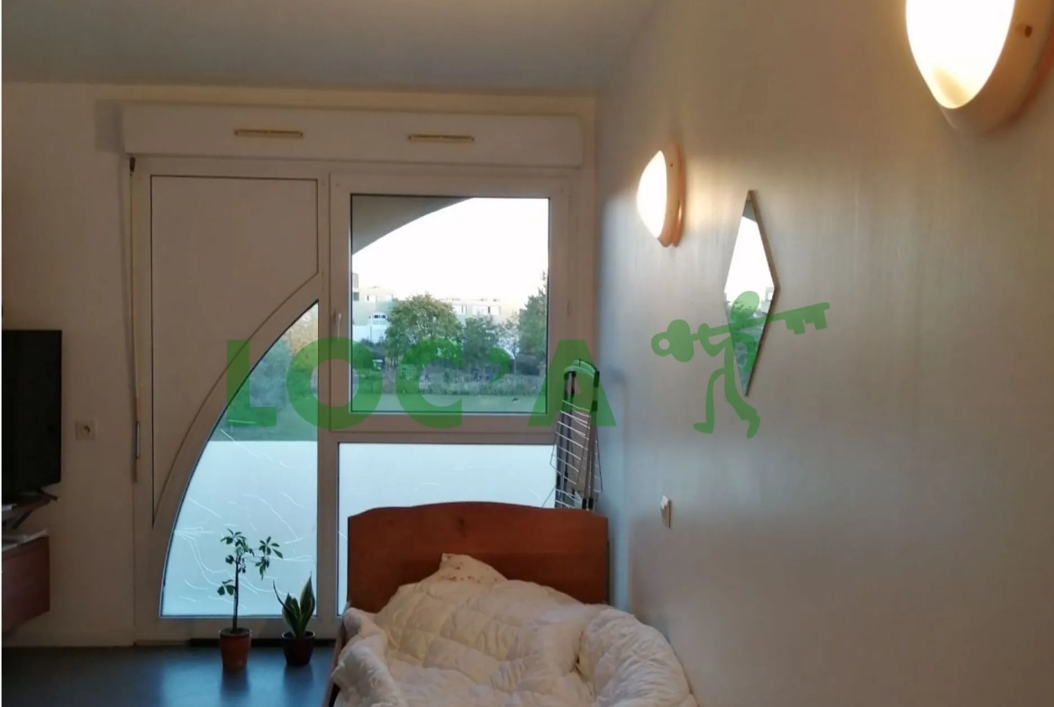 Studio à vendre à Quetigny - 19,05 m² avec kitchenette équipée 