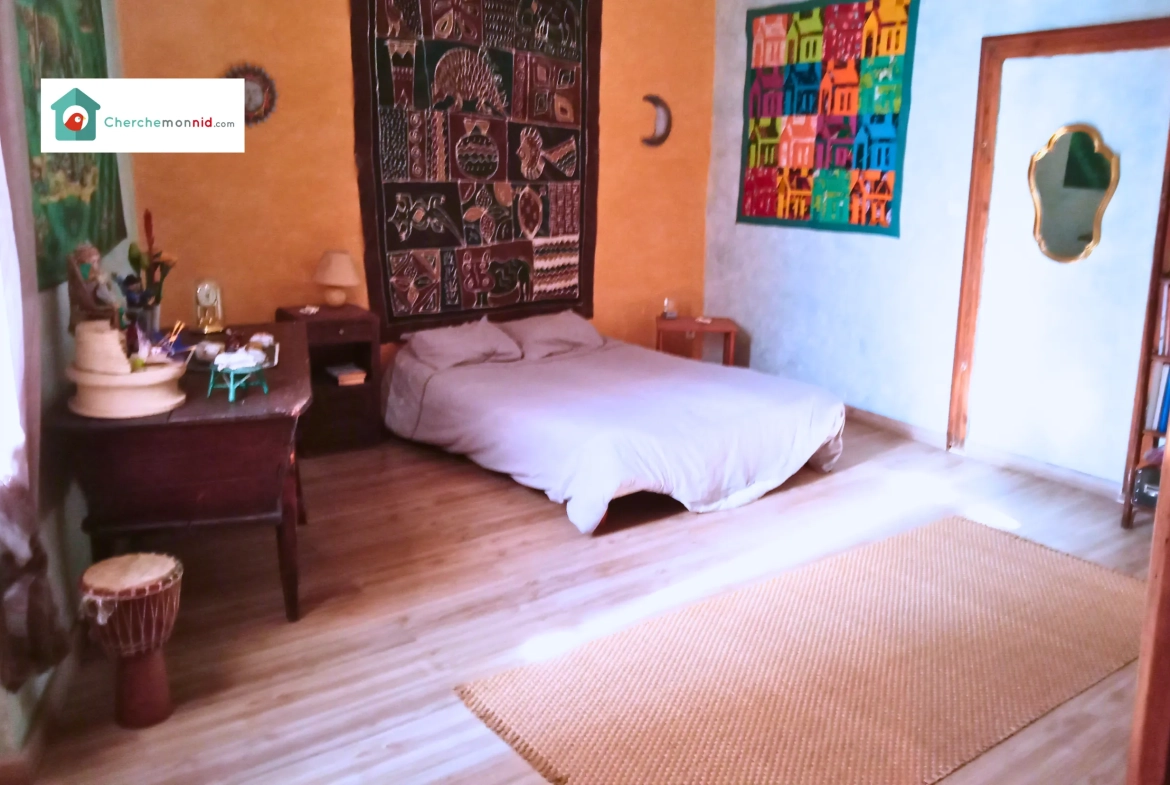 Maison 9 pièces avec commerce & piscine à Saint-Juéry - Opportunité d’investissement 