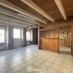 Maison à rénover de 74 m² à Coulombiers avec potentiel d'extension