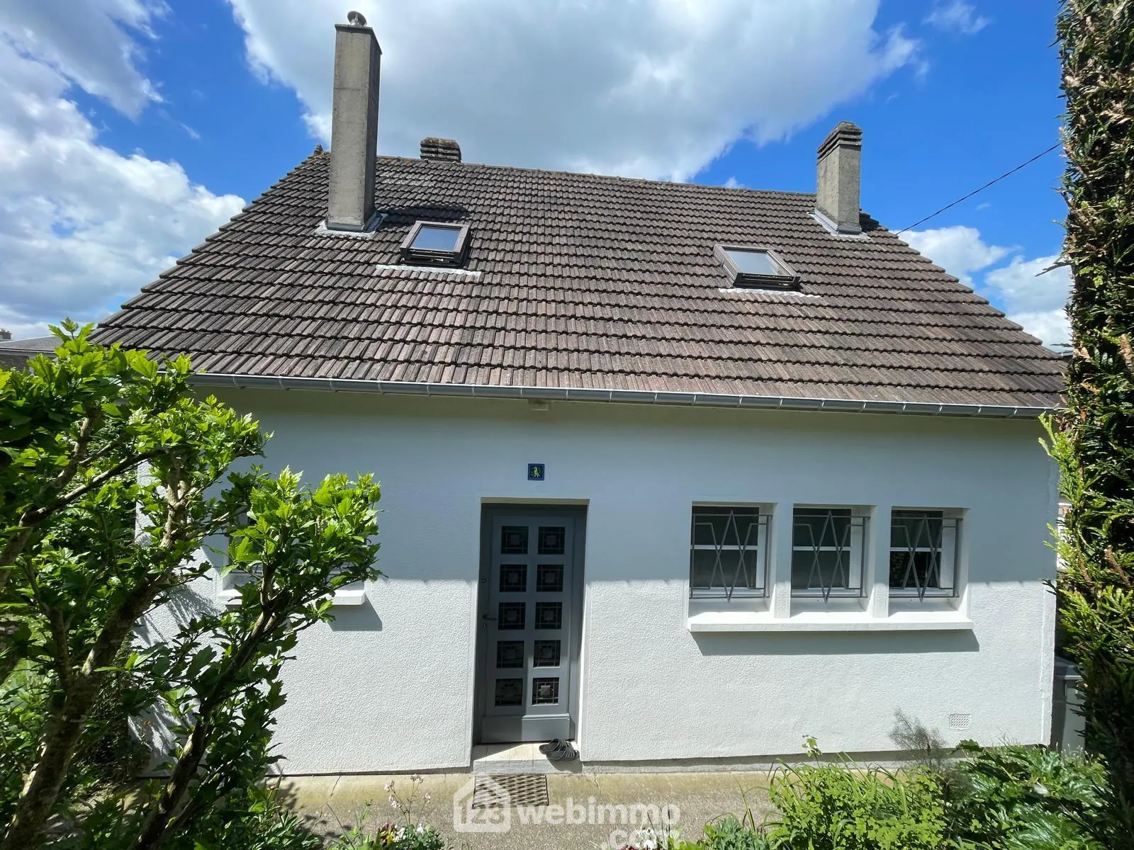 Maison à vendre à Bois-Guillaume avec jardin et potentiel à Mont Fortin 