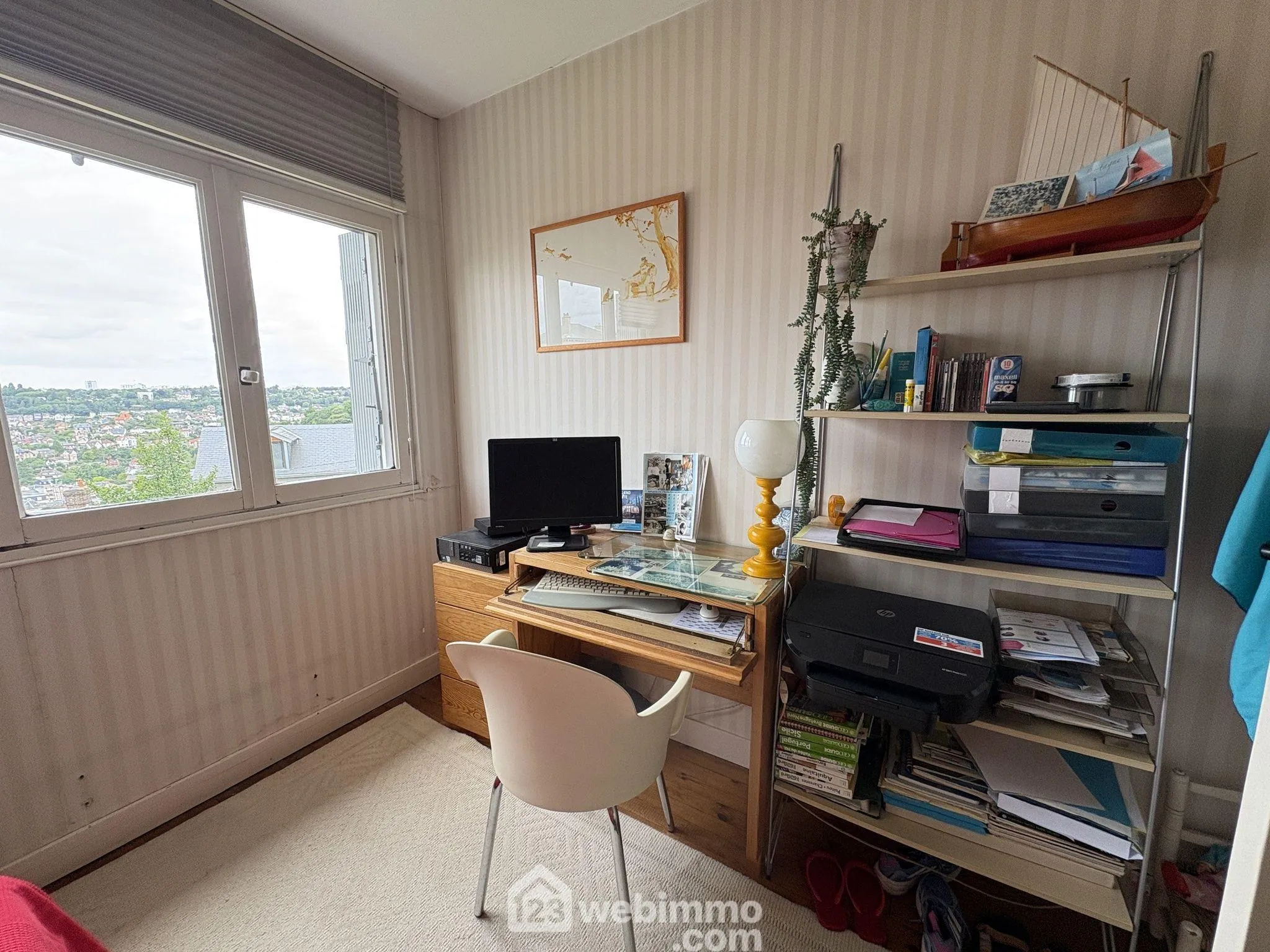 Maison à vendre à Bois-Guillaume avec jardin et potentiel à Mont Fortin 
