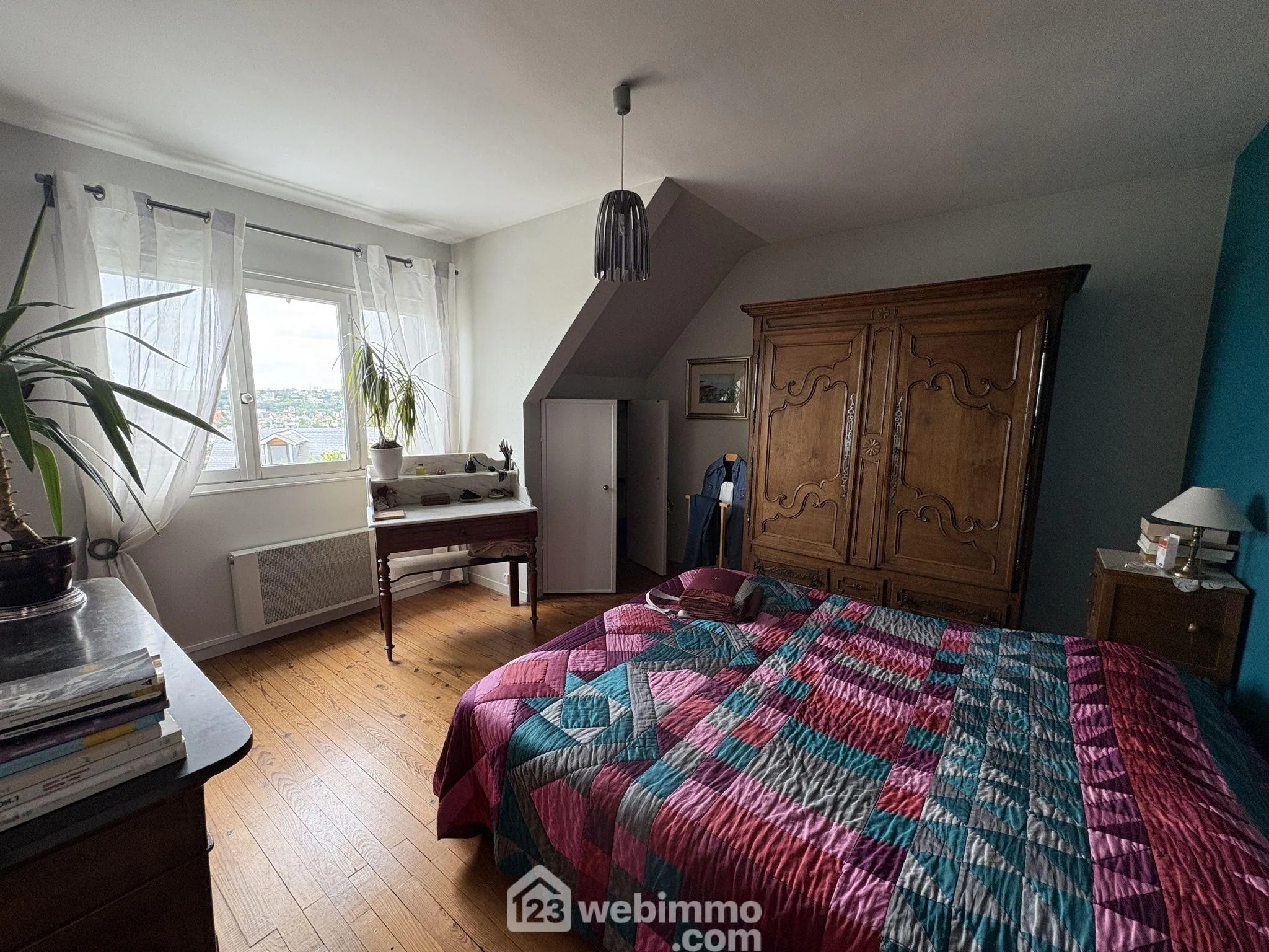 Maison à vendre à Bois-Guillaume avec jardin et potentiel à Mont Fortin 
