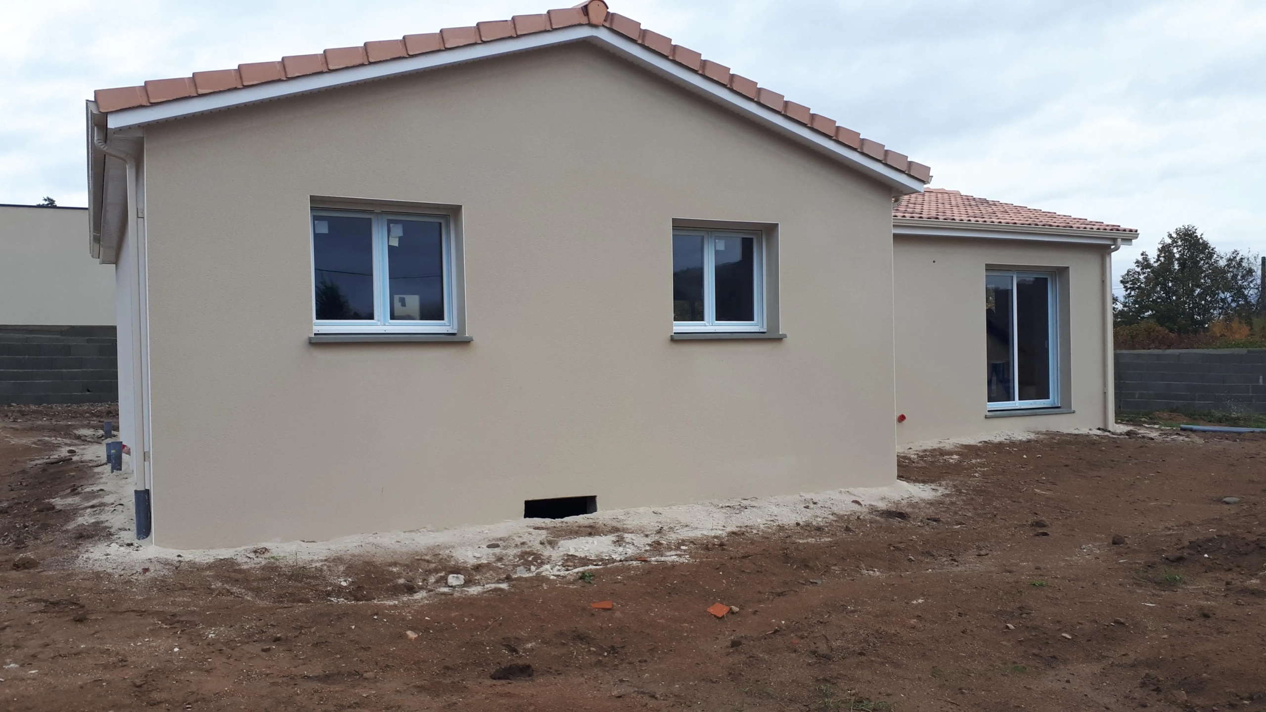 Construction de maison 85 m² à Annonay avec 3 chambres et terrain de 500 m² 