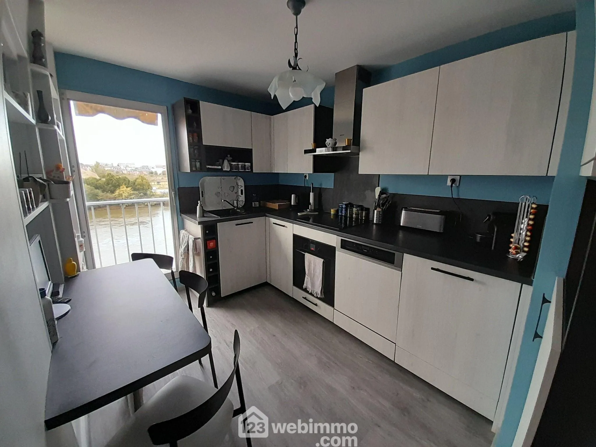 À vendre appartement de 93 m² à Rouen, île Lacroix avec 3 chambres et balcons 