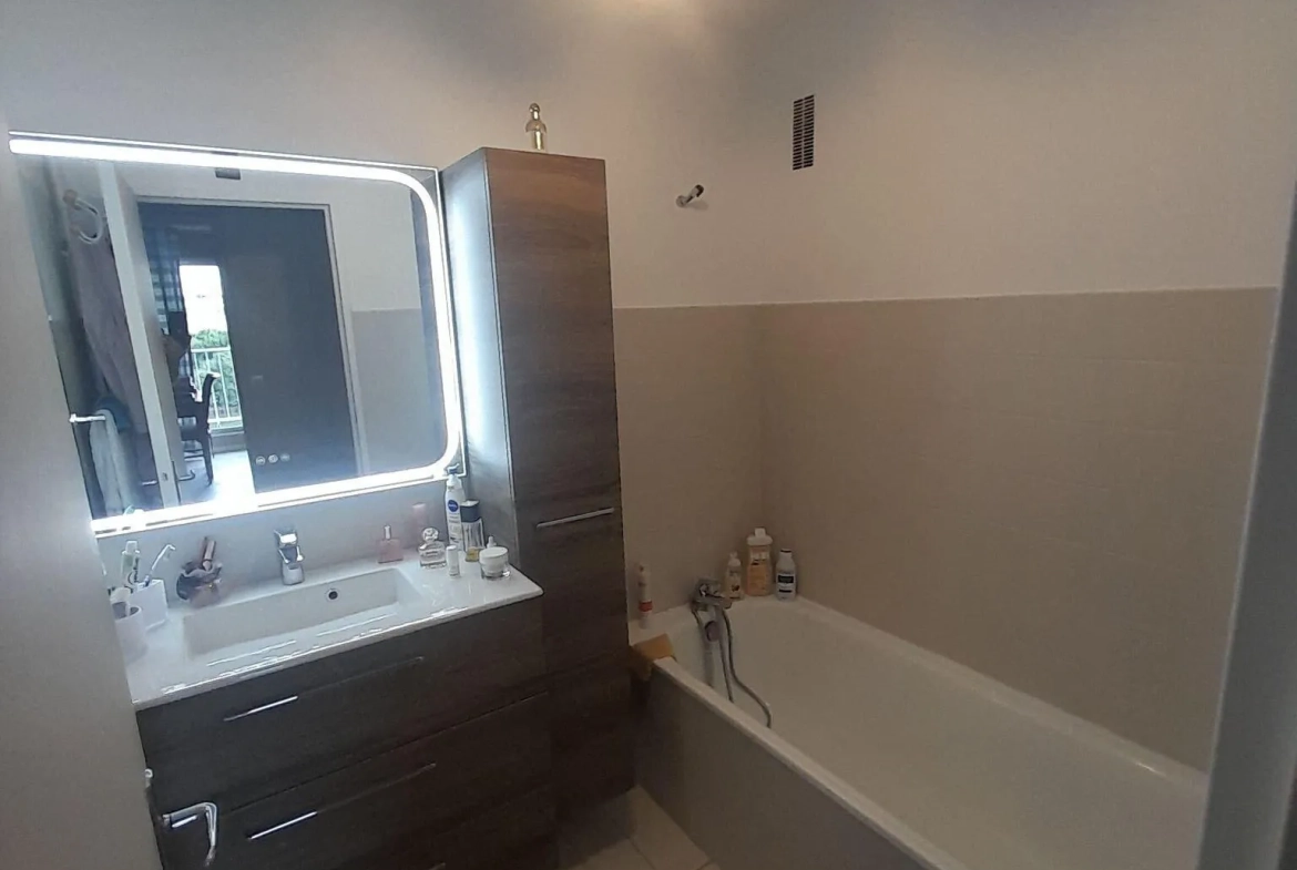 À vendre appartement de 93 m² à Rouen, île Lacroix avec 3 chambres et balcons 