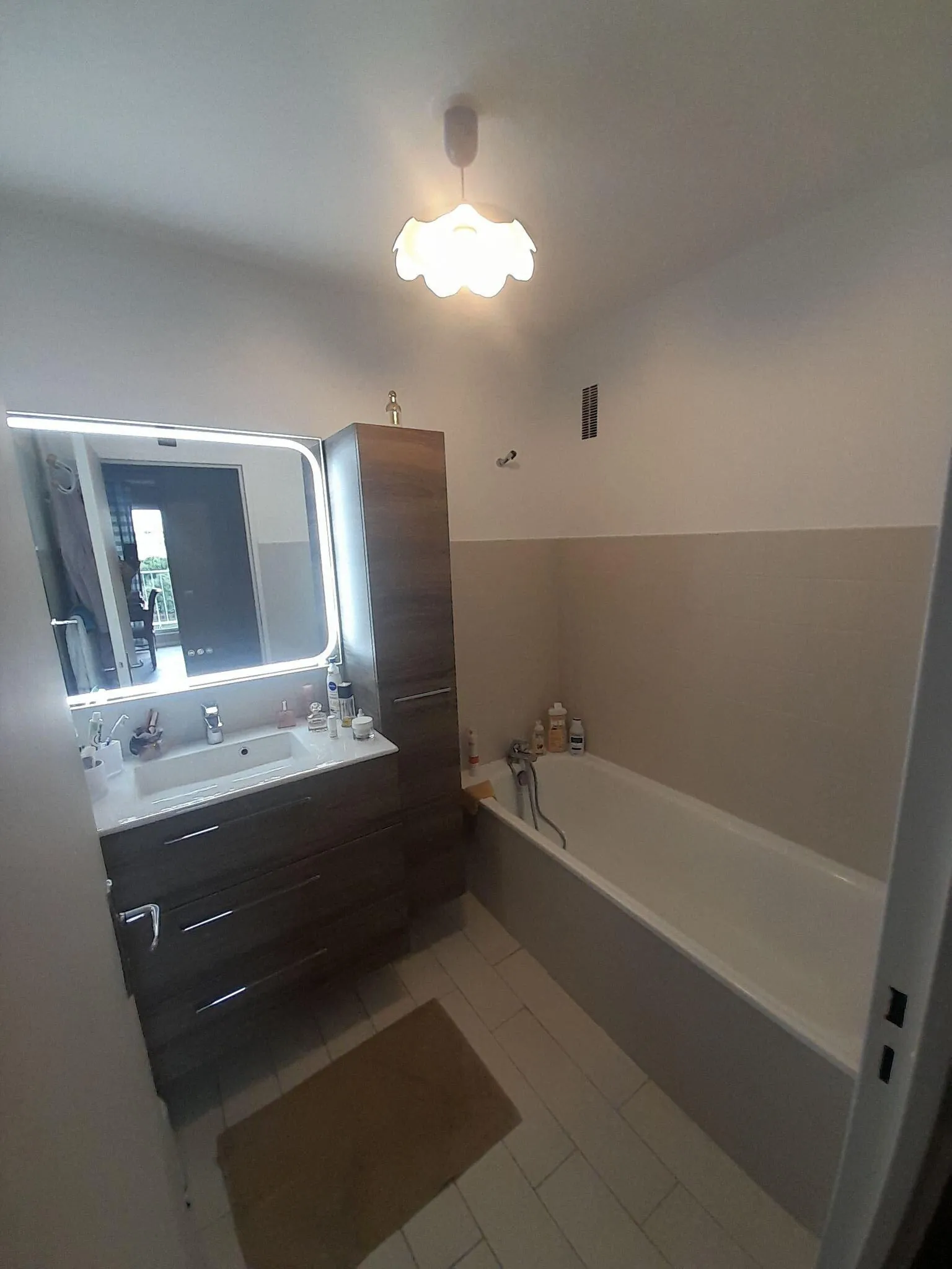 À vendre appartement de 93 m² à Rouen, île Lacroix avec 3 chambres et balcons 