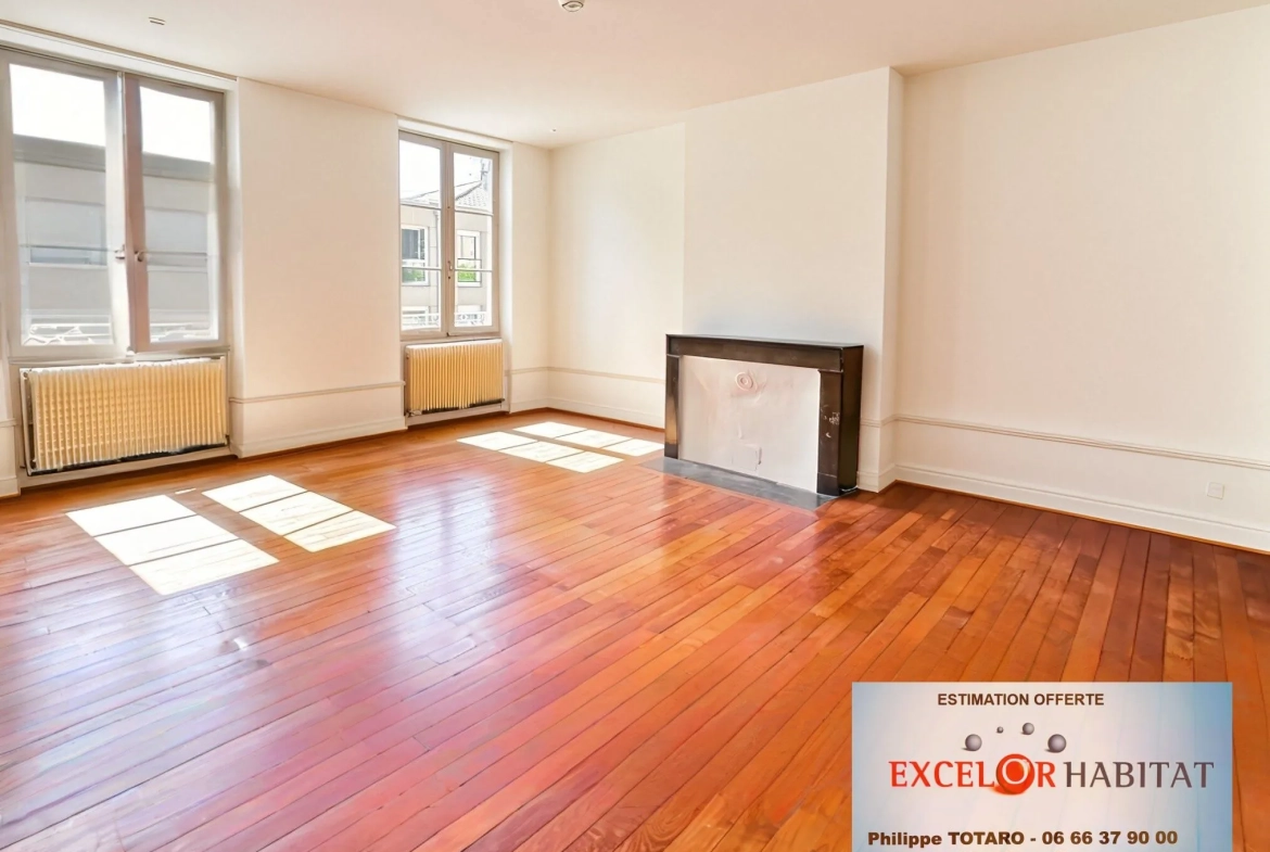 Appartement de caractère à Mâcon de 120 m² avec potentiel de rénovation 