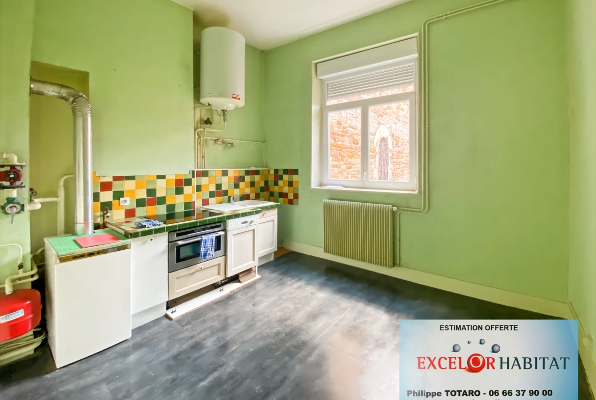 Appartement de caractère à Mâcon de 120 m² avec potentiel de rénovation 