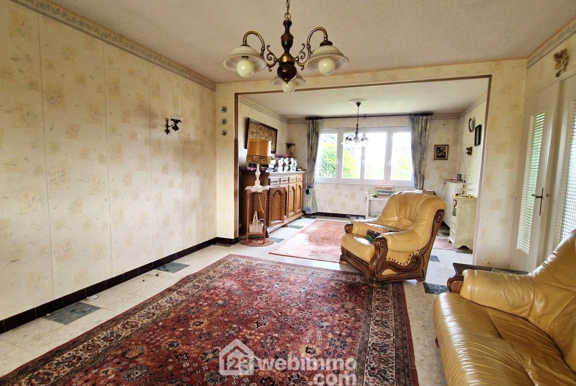 Maison individuelle de 141 m² avec jardin et garage à Laon 