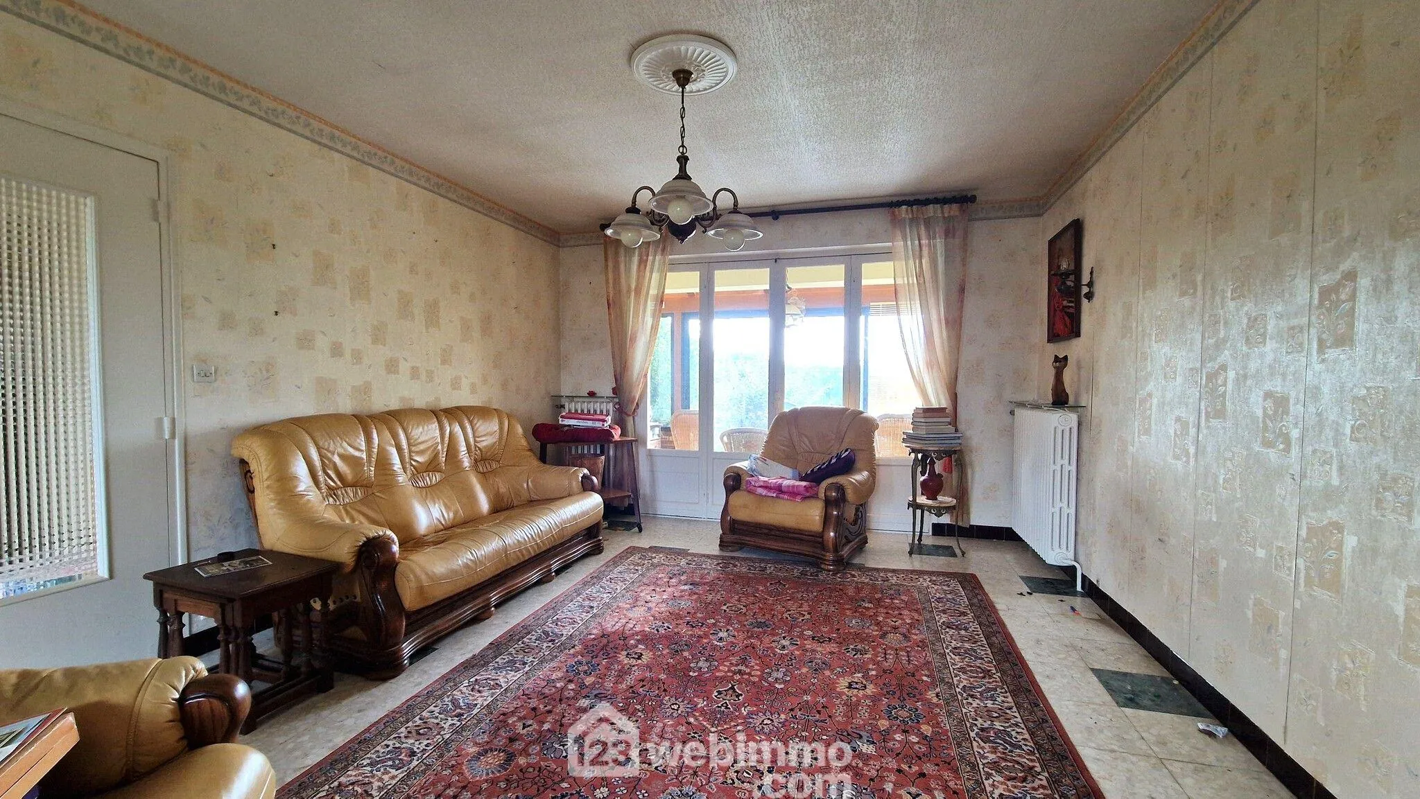 Maison individuelle de 141 m² avec jardin et garage à Laon 