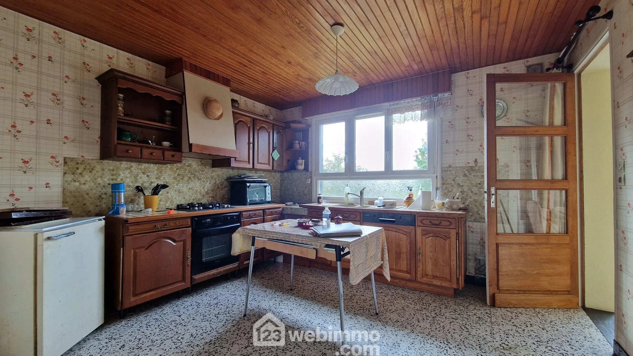 Maison individuelle de 141 m² avec jardin et garage à Laon 