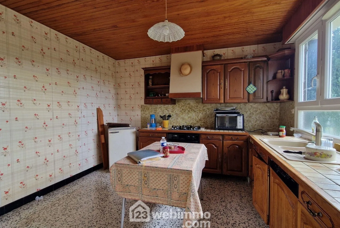 Maison individuelle de 141 m² avec jardin et garage à Laon 