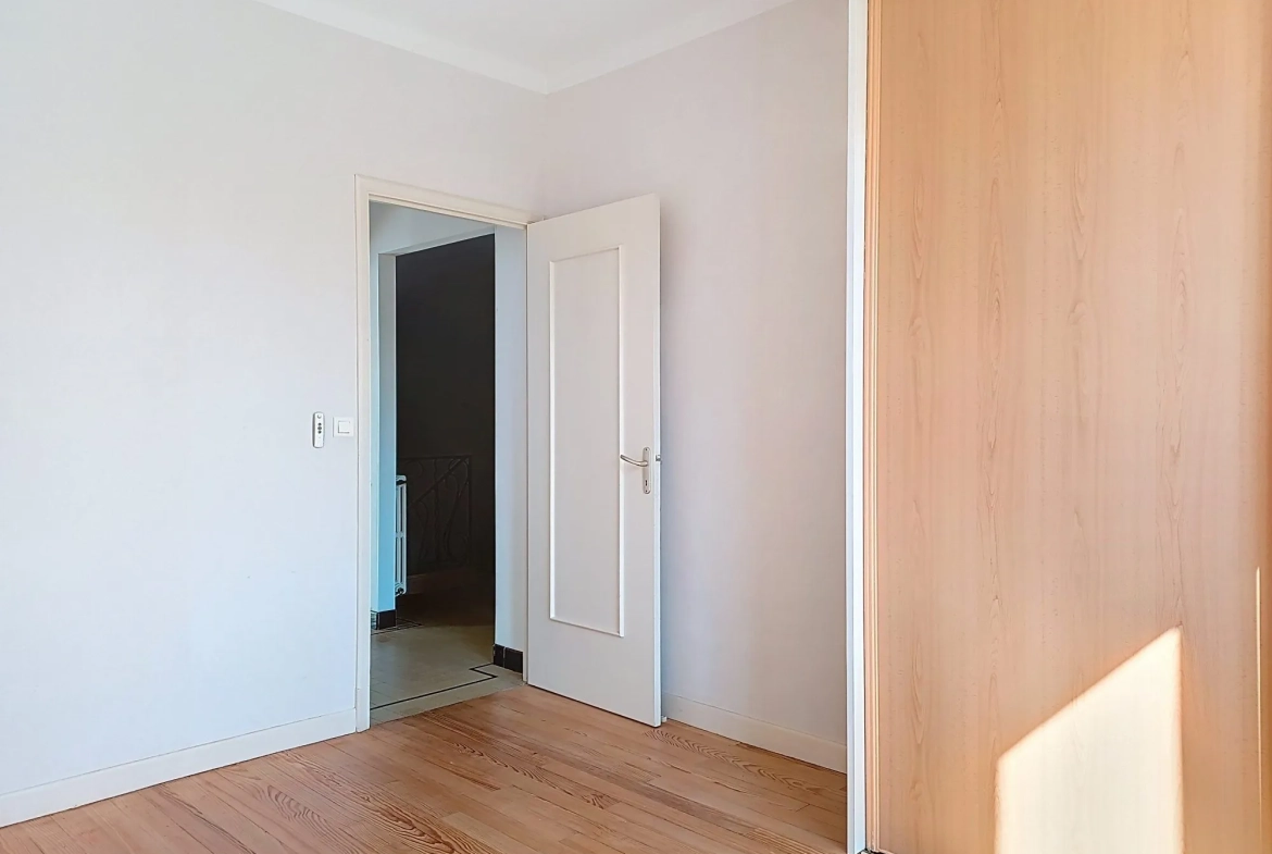 Charmante maison mitoyenne avec 4 chambres à Albi - Confort moderne 