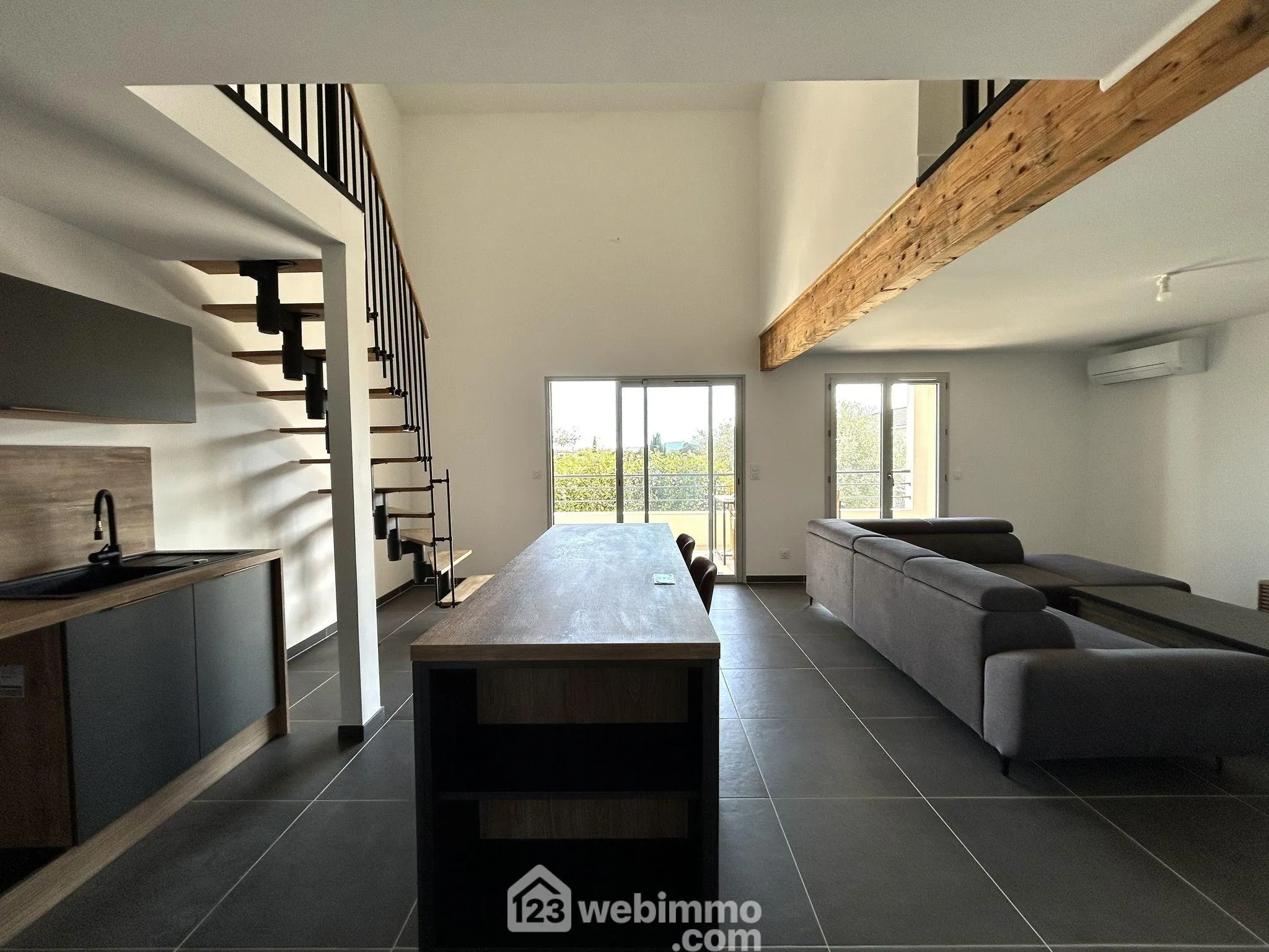 Bel appartement duplex de 68 m² avec terrasse à Lucciana en vente 