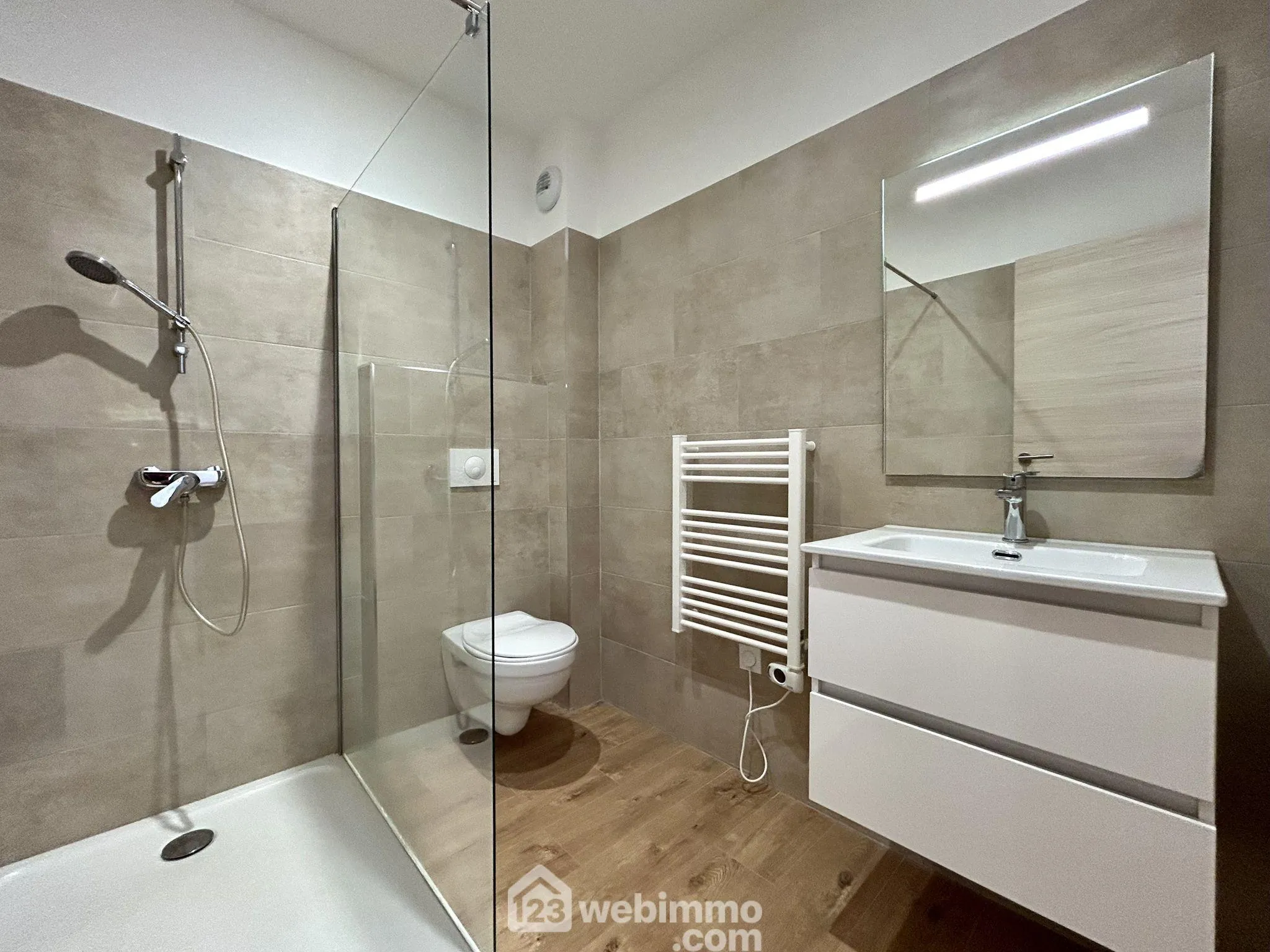 Bel appartement duplex de 68 m² avec terrasse à Lucciana en vente 
