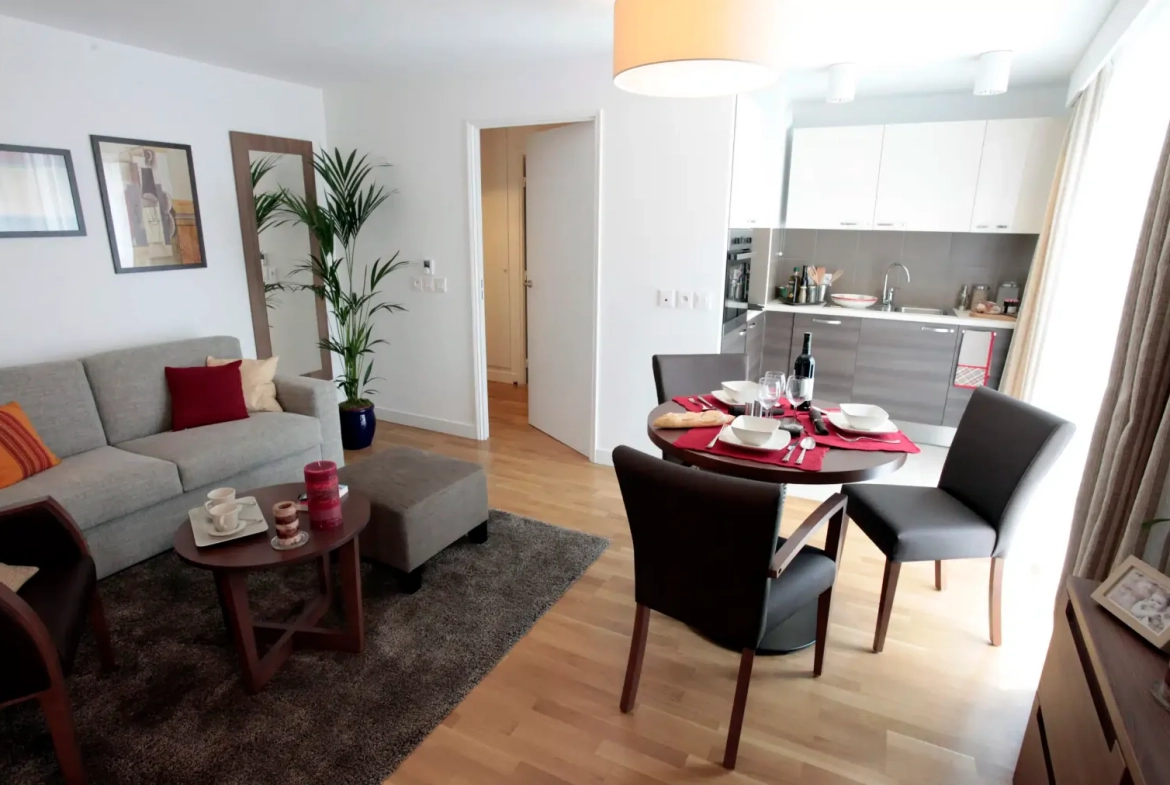 Investissez dans un T2 sécurisé pour seniors à Sèvres, rendement 5,91%, proche Paris 
