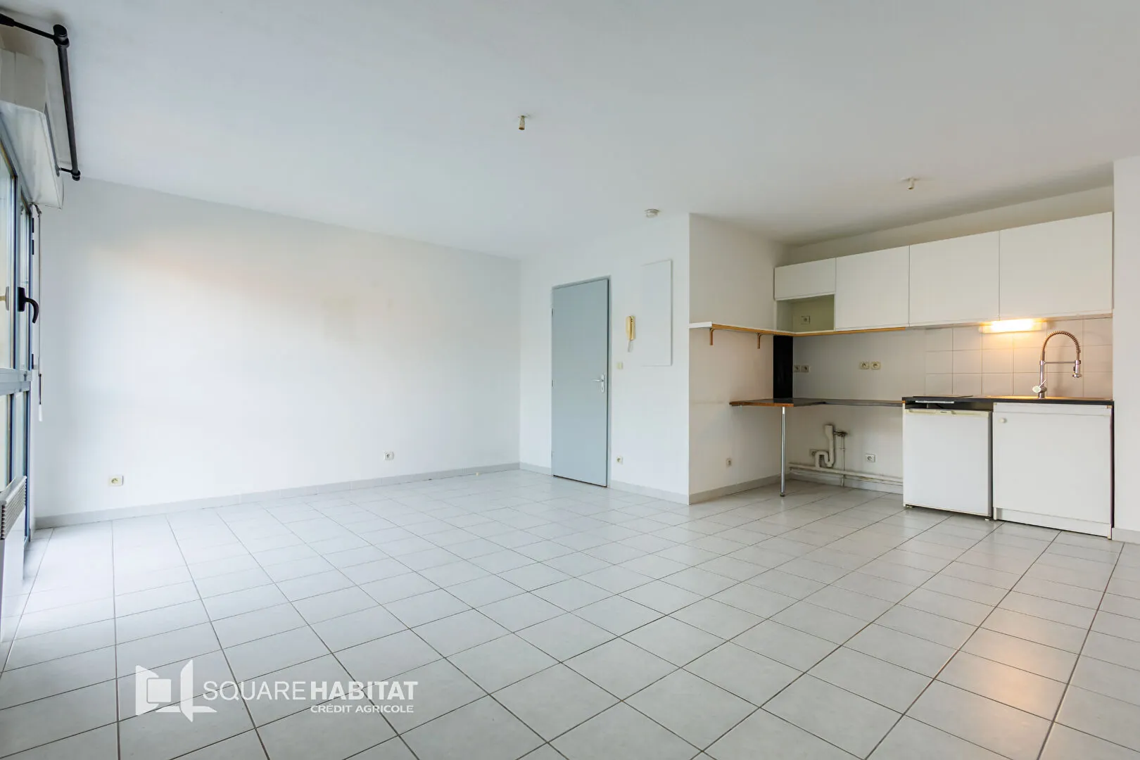 Appartement T2 à Cavaillon avec parking, résidence sécurisée 