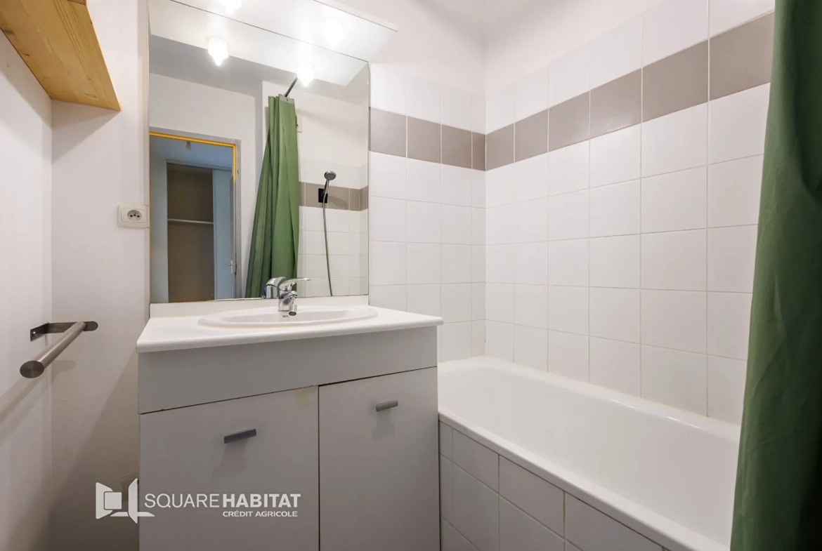 Appartement T2 à Cavaillon avec parking, résidence sécurisée 