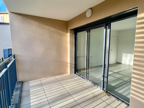 A vendre appartement avec 2 chambres et terrasse à Dardilly (69570)