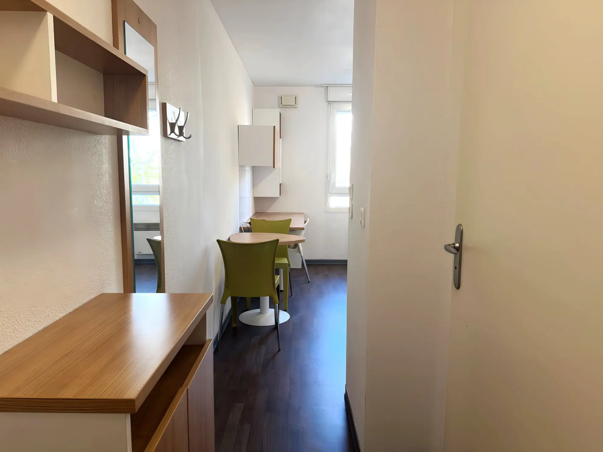 Studio meublé avec parking à Marseille, rendement locatif sécurisé jusqu’en 2029 