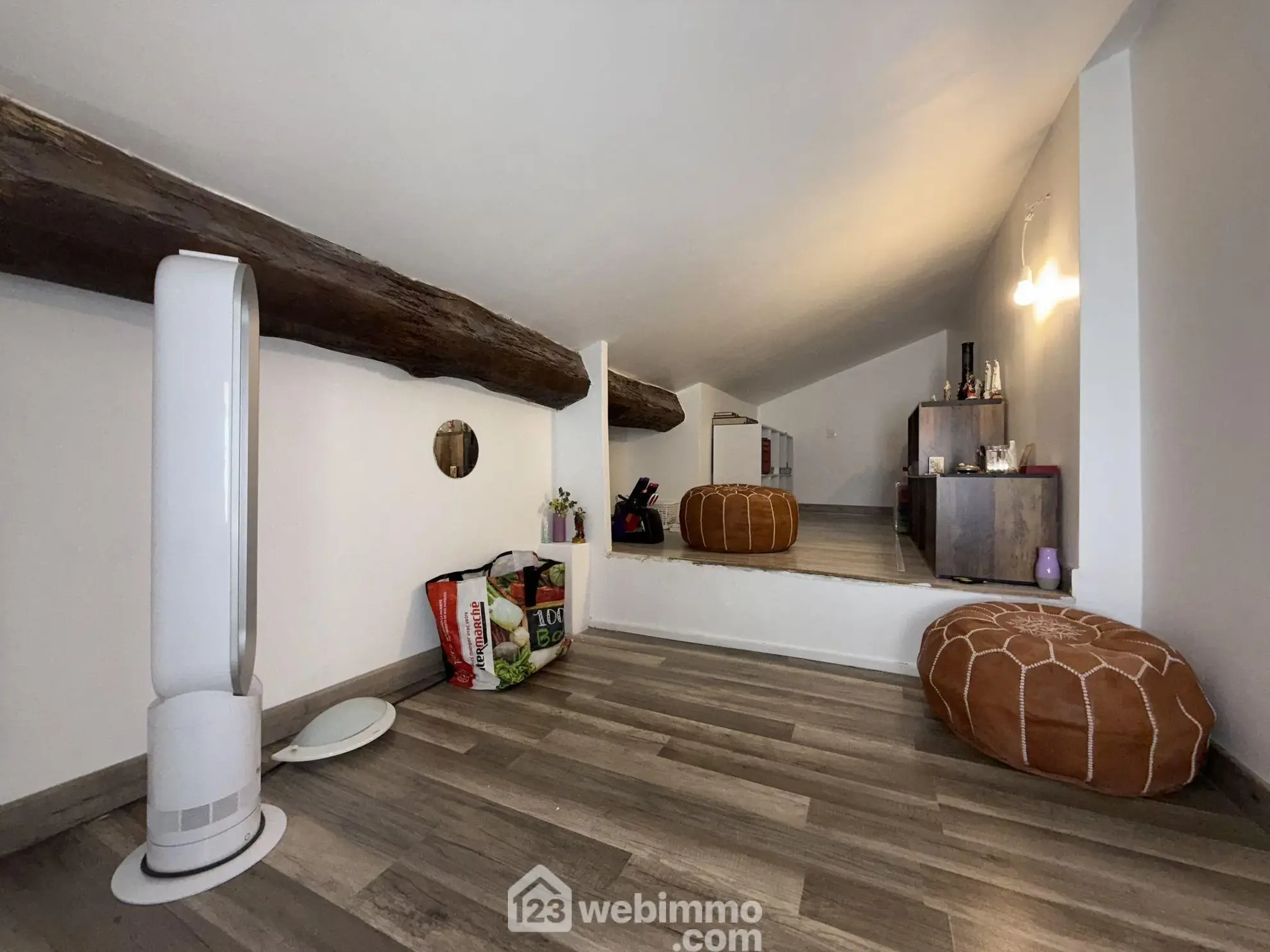 Maison duplex de 105 m² à Vauvert avec deux logements séparés 