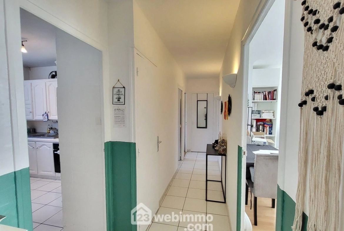 A vendre appartement lumineux de 71,25 m² à Fontaine avec vue sur Belledonne 