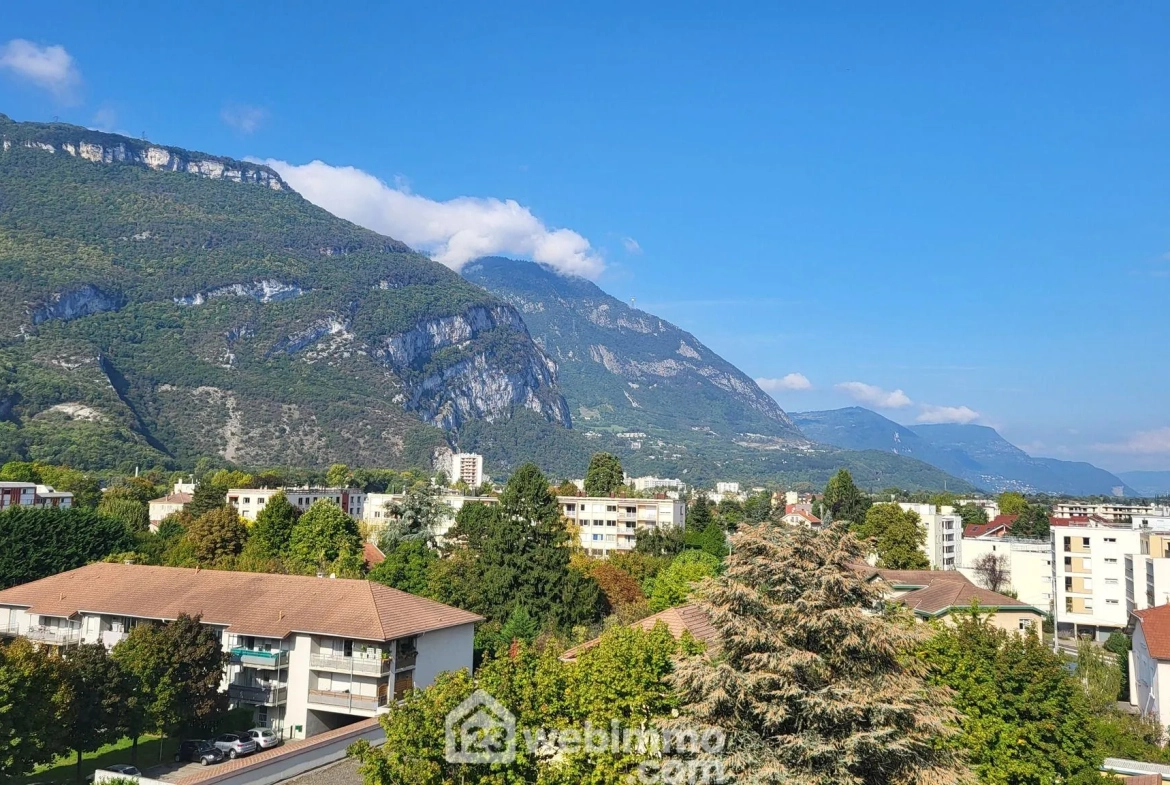 A vendre appartement lumineux de 71,25 m² à Fontaine avec vue sur Belledonne 