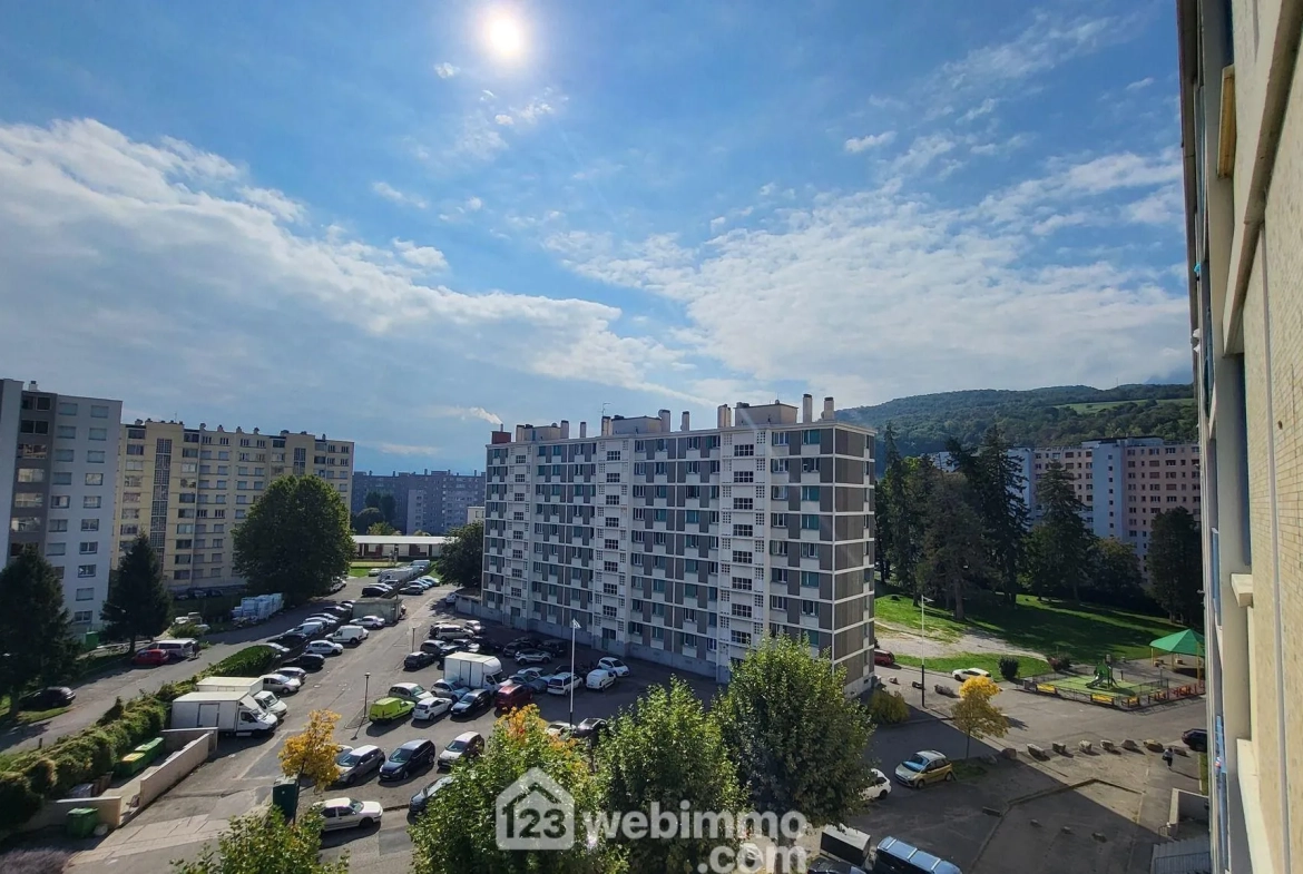 A vendre appartement lumineux de 71,25 m² à Fontaine avec vue sur Belledonne 