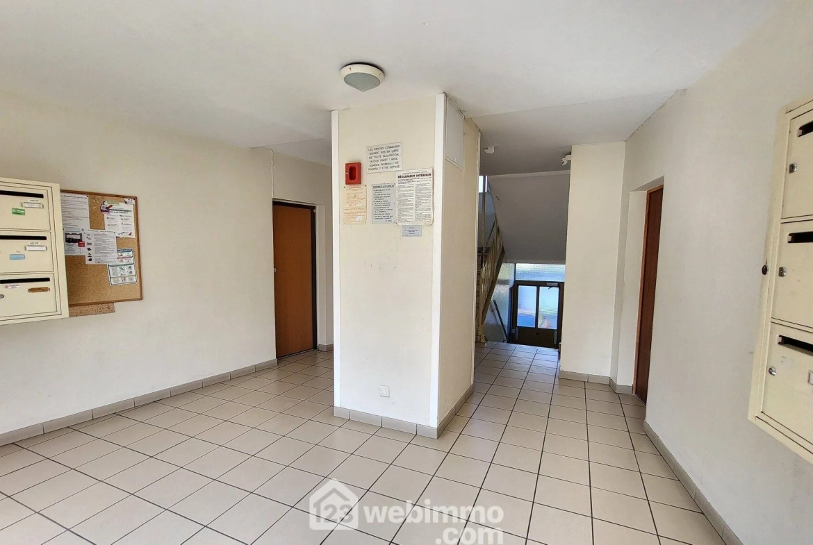 A vendre appartement lumineux de 71,25 m² à Fontaine avec vue sur Belledonne 