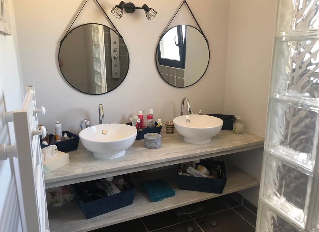 Maison neuve en L à Revel-Tourdan avec 3 chambres et terrain de 658 m² 