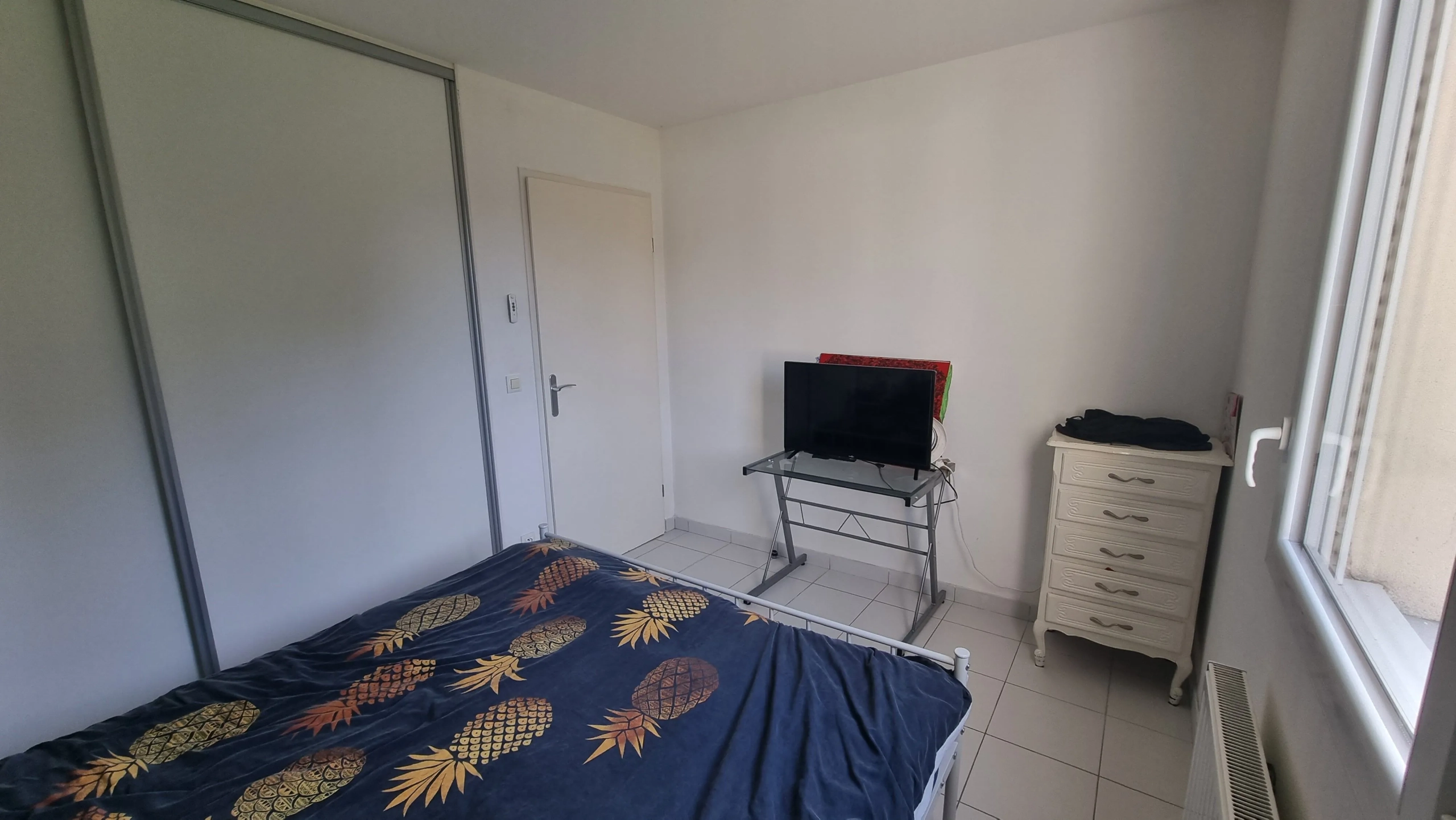 Appartement T4 avec terrasse, piscine et parking à Roanne - Résidence sécurisée 