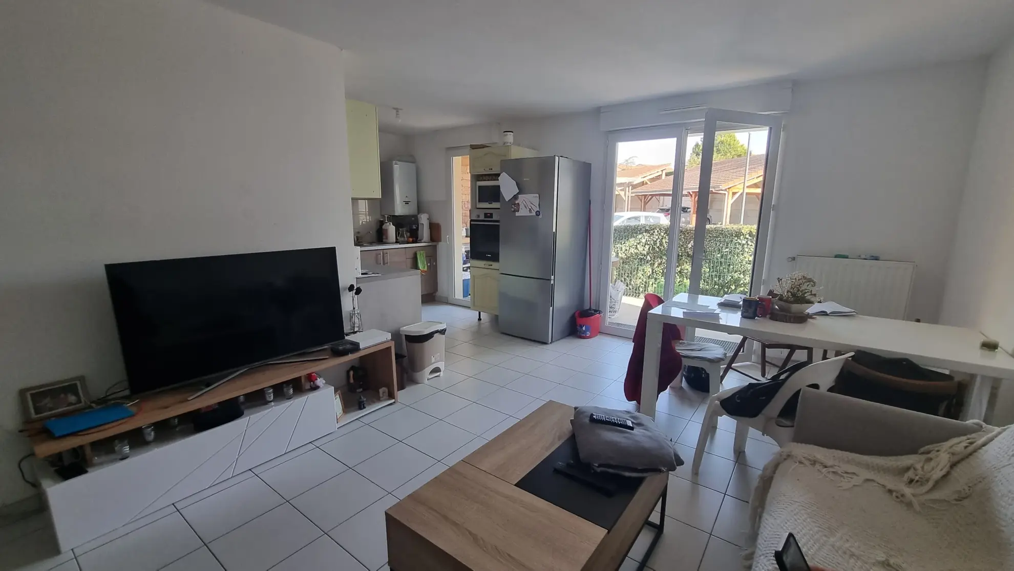 Appartement T4 avec terrasse, piscine et parking à Roanne - Résidence sécurisée 