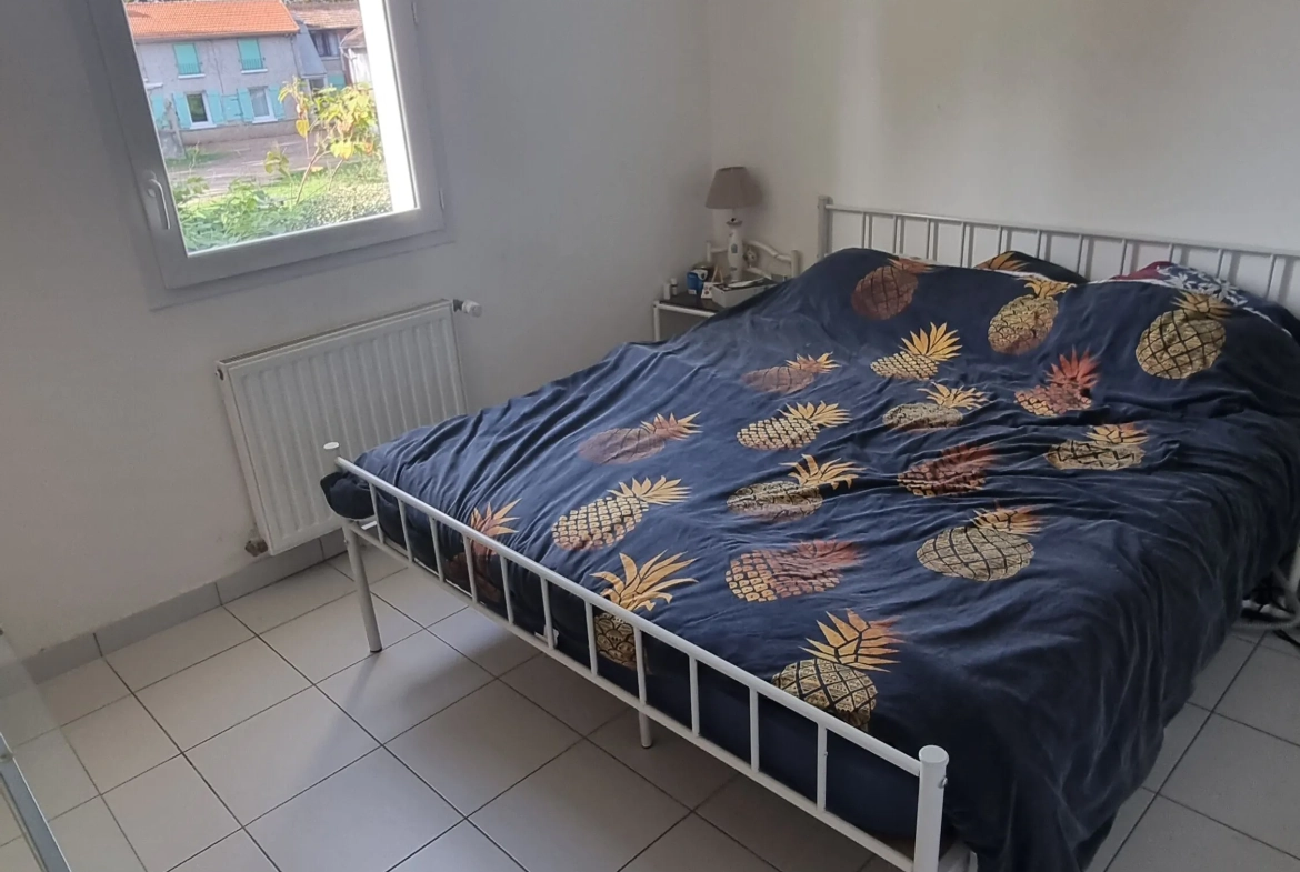 Appartement T4 avec terrasse, piscine et parking à Roanne - Résidence sécurisée 