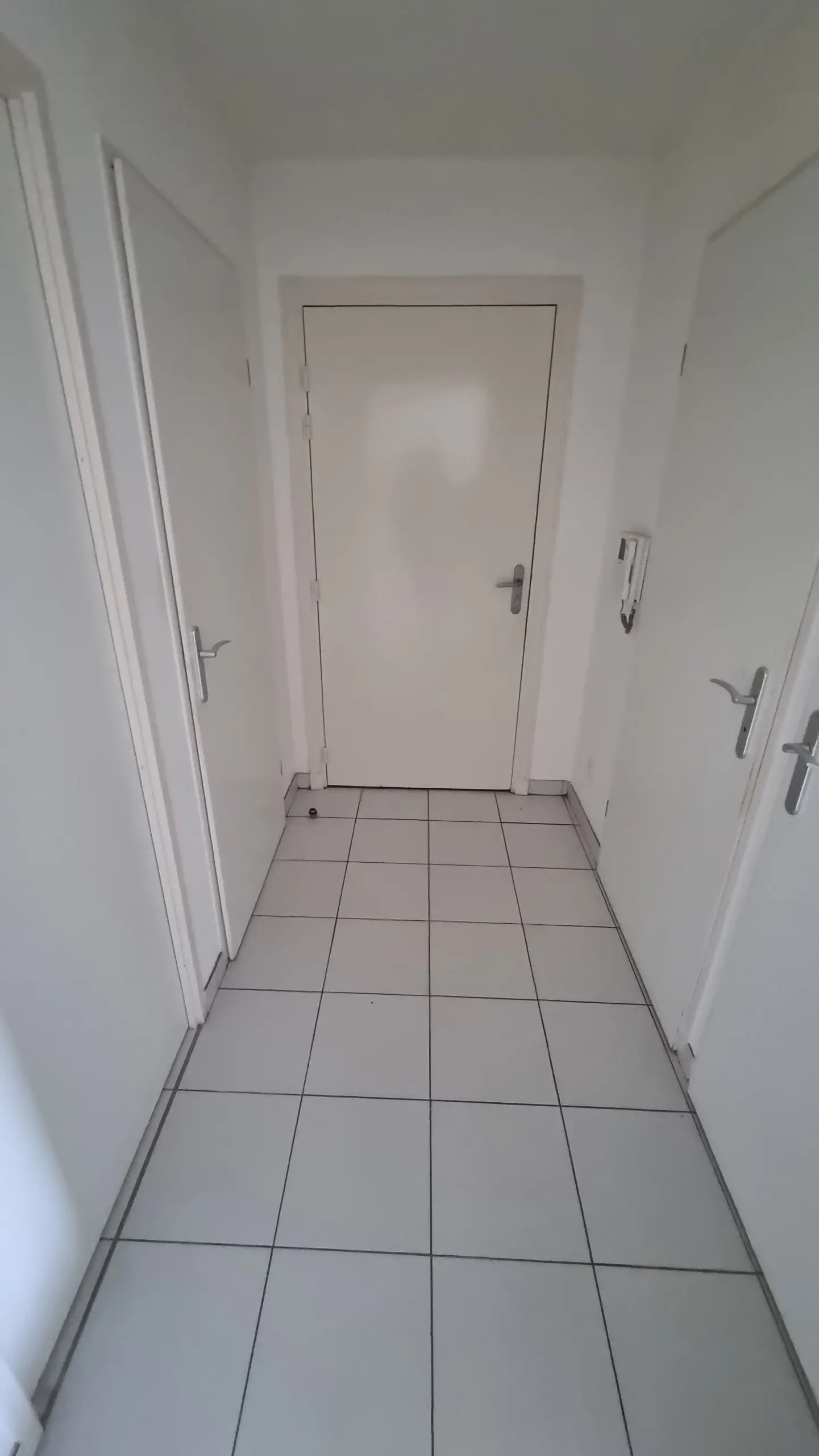Appartement T4 BBC avec terrasse, piscine et sécurisé à Roanne 
