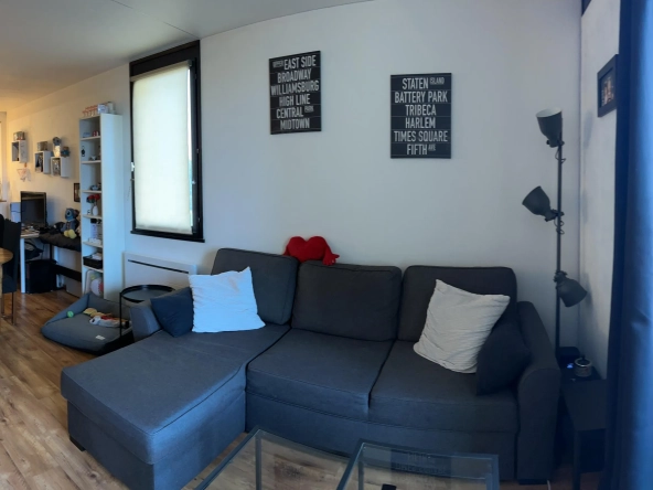 Appartement 2 pièces rénové à Montigny-le-Bretonneux - 61 m² dernier étage