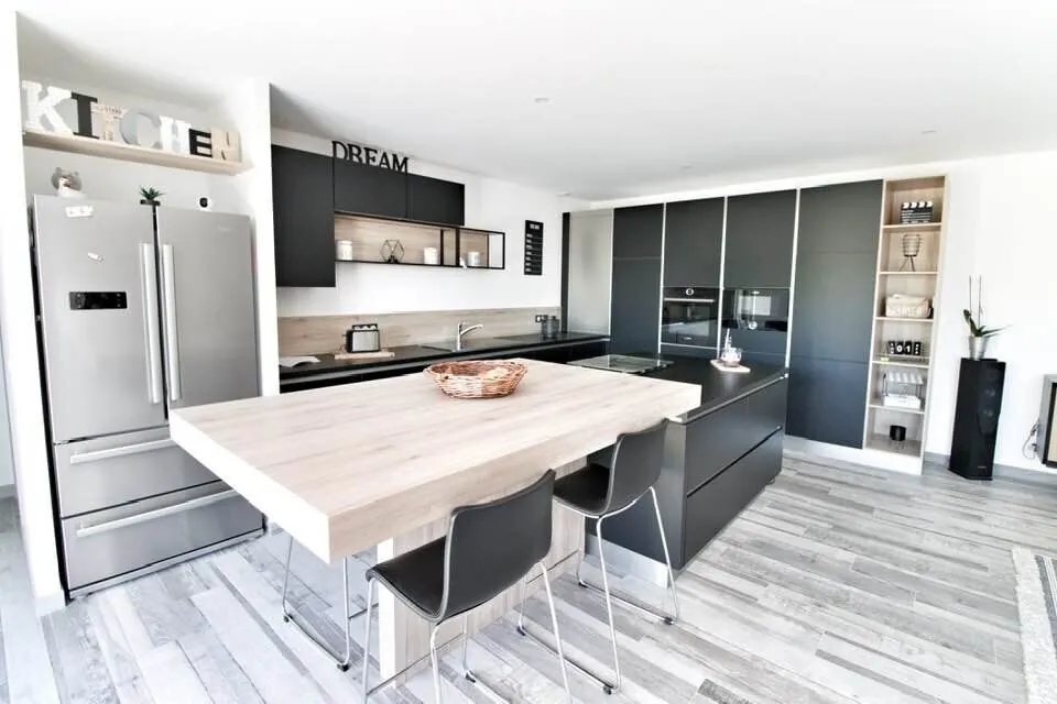 Maison neuve à Bellegarde-Poussieu – 3 chambres, jardin, options personnalisation 