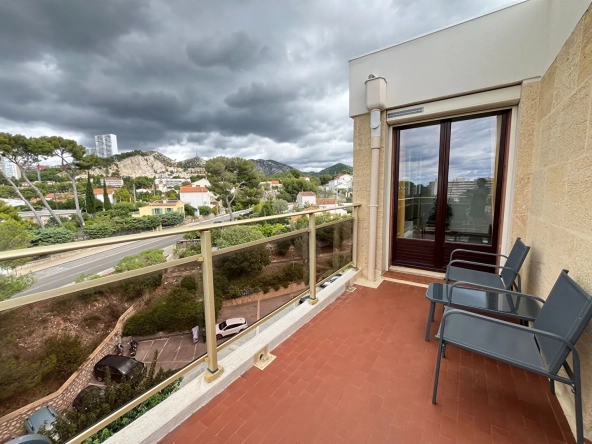 A vendre appartement T3 lumineux de 82 m² à Marseille 13009