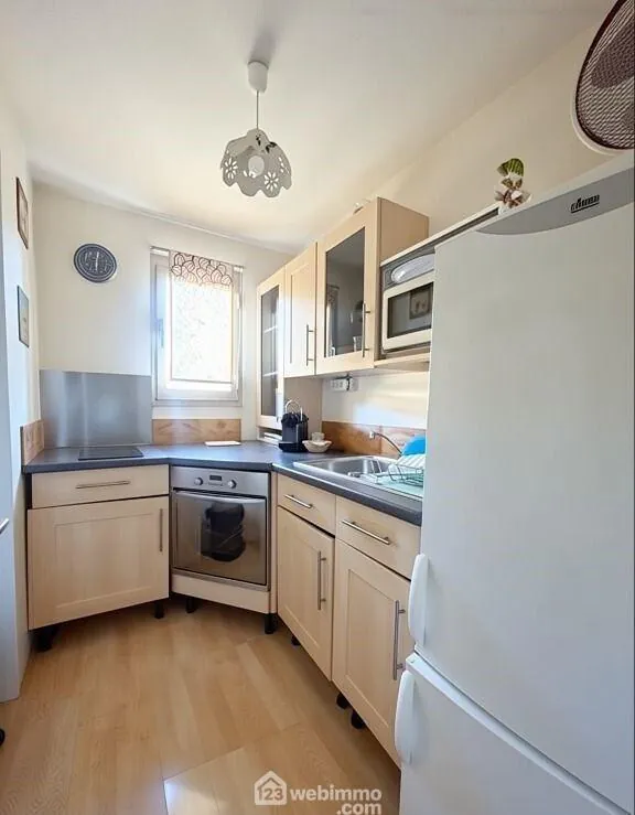 Appartement 2 pièces avec terrasse et piscine à Sainte-Maxime 