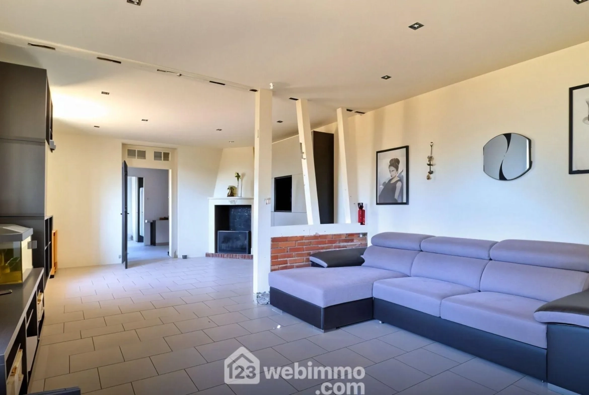 Belle maison familiale de 165 m² à Louviers avec grand terrain et garage 
