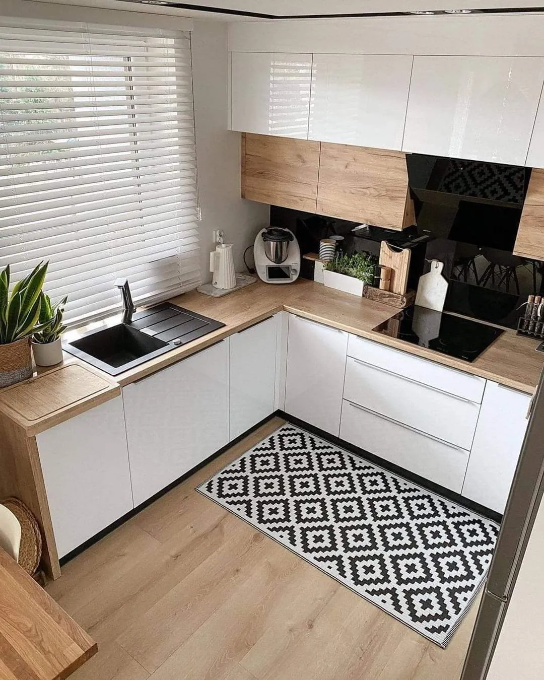 Maison neuve moderne à Épinouze avec 3 chambres et terrain de 651 m² 