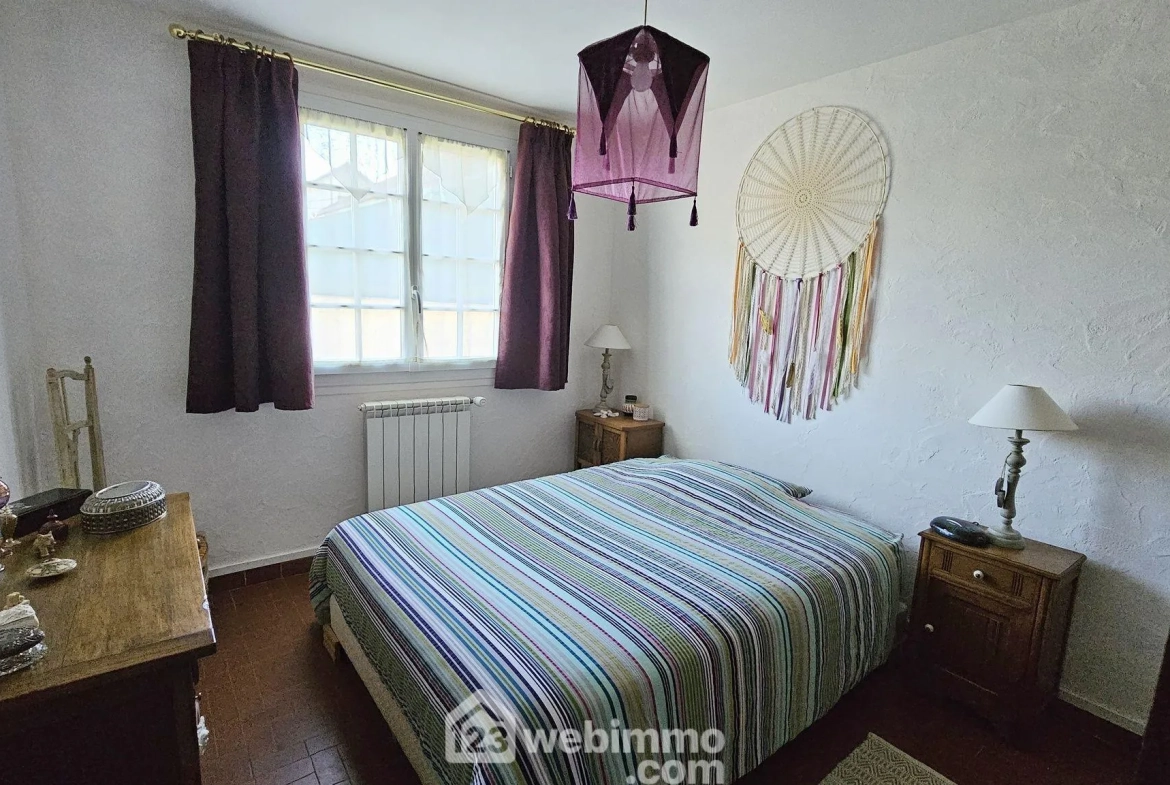 Maison en pierre lumineuse de 98 m² à Nanteau-sur-Lunain 