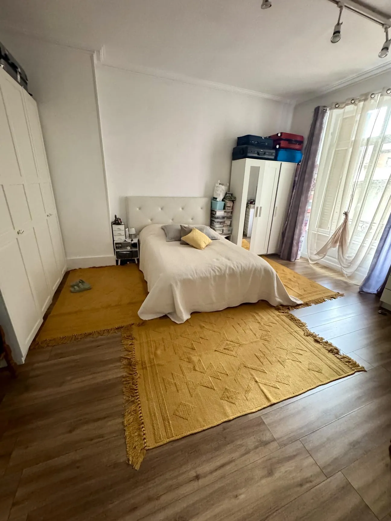 Appartement 4 pièces à Épinal avec charme ancien et cave, proche commodités 